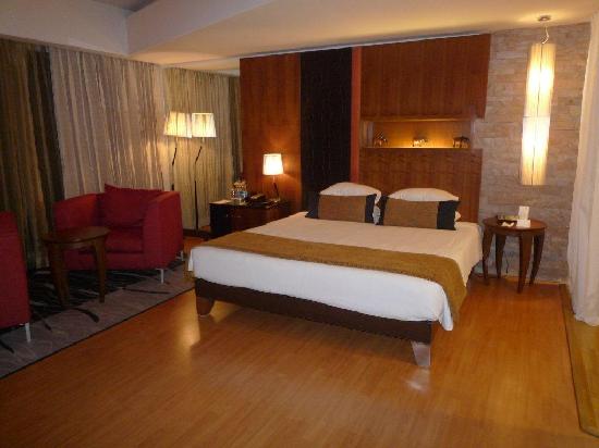 The O Hotel